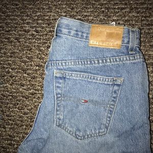 tommy hilfiger boyfriend jeans